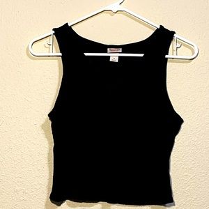 Sz S Black Crop Top with V neck
